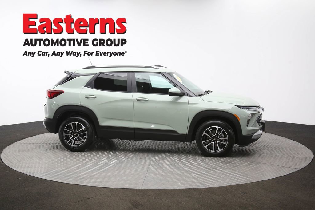 Used 2026 Chevrolet TrailBlazer LT w/ Driver Confidence Package image 45