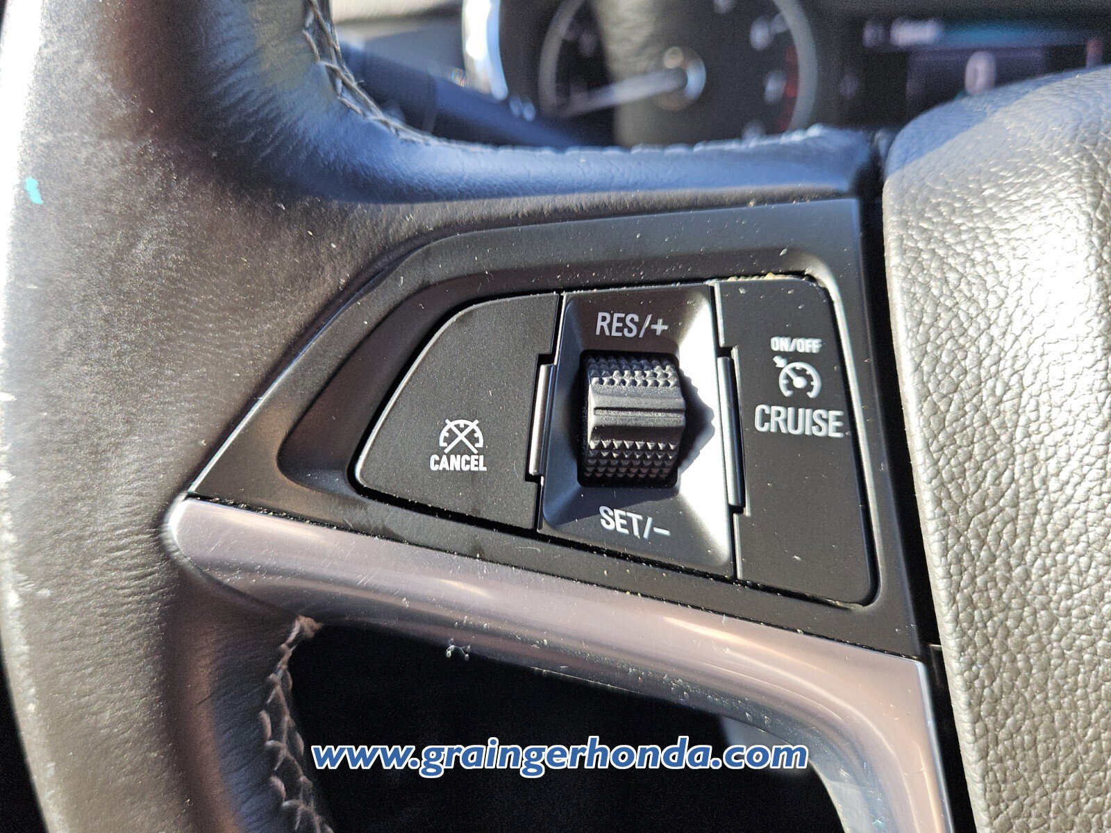 Used 2020 Buick Encore Preferred w/ Safety Package FWD image 19