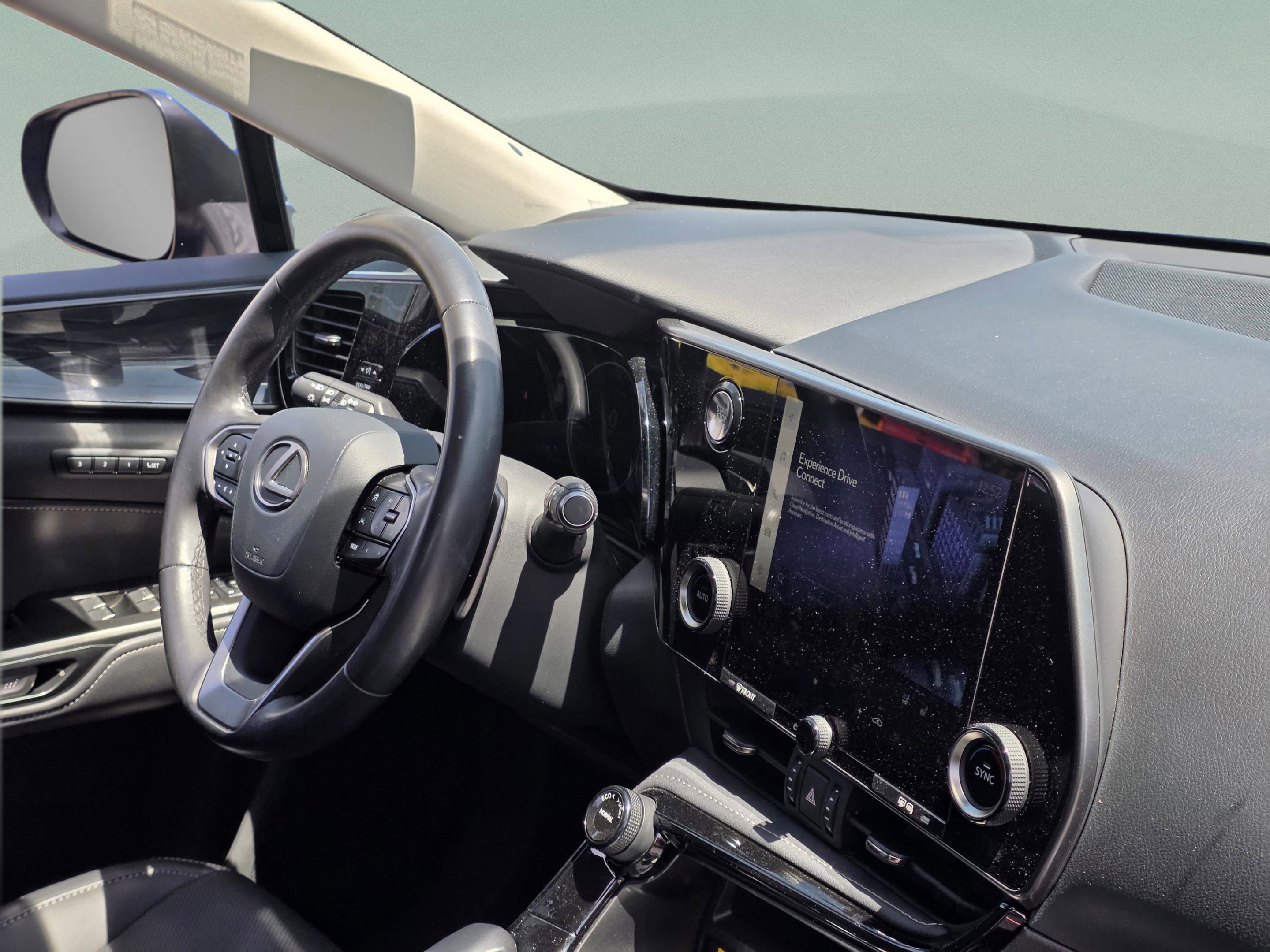 Used 2025 Lexus NX 350 AWD w/ Accessory Package (Z2) image 18