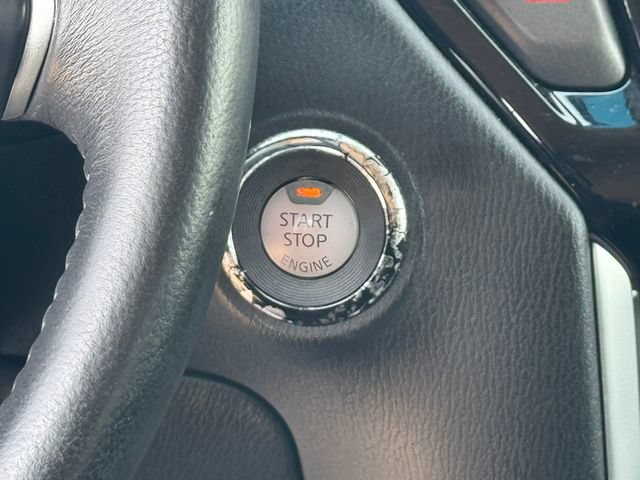 Used 2014 Nissan Pathfinder SV AWD/4WD image 26