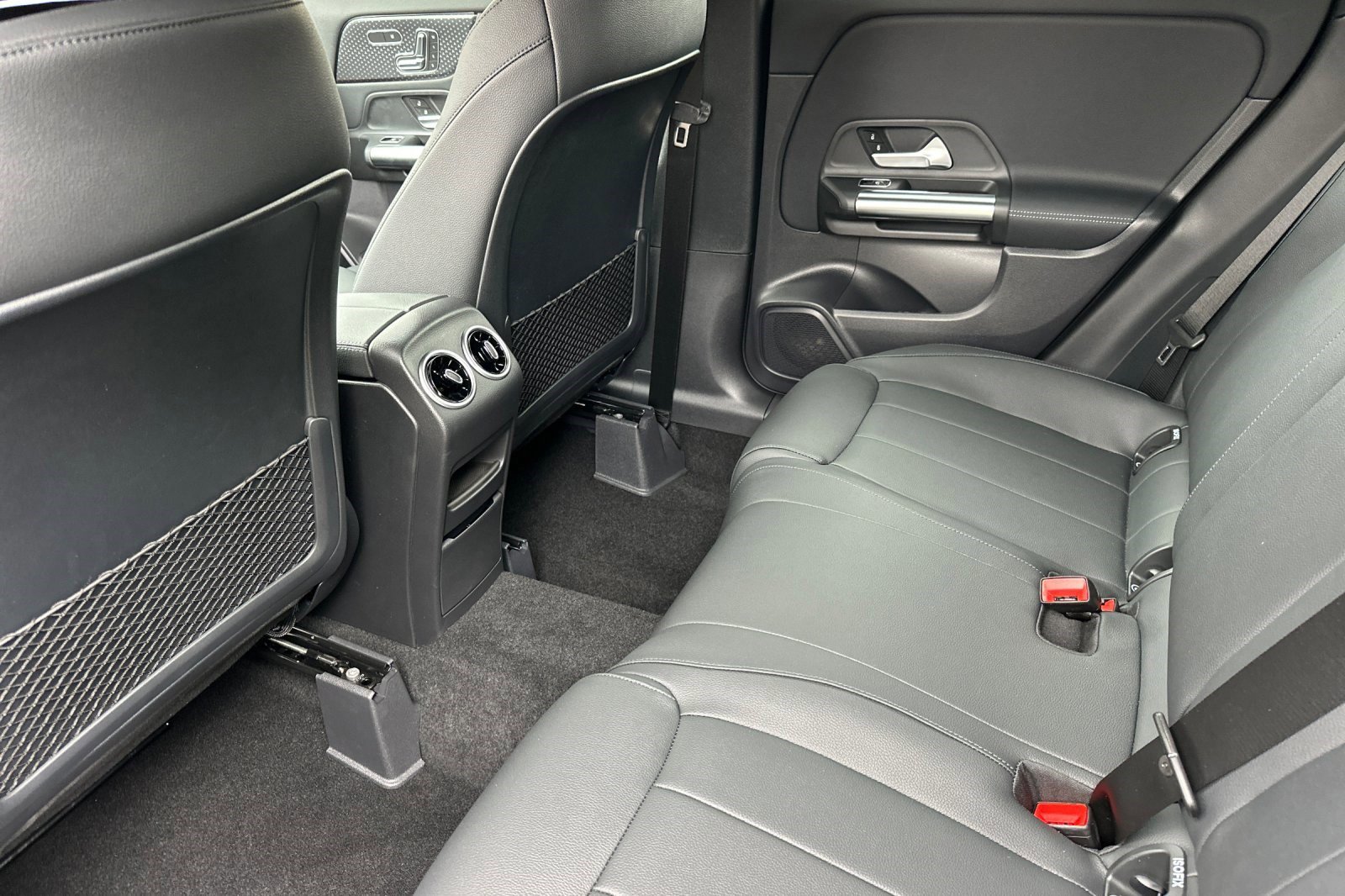 Used 2026 Mercedes-Benz GLA 250 image 21