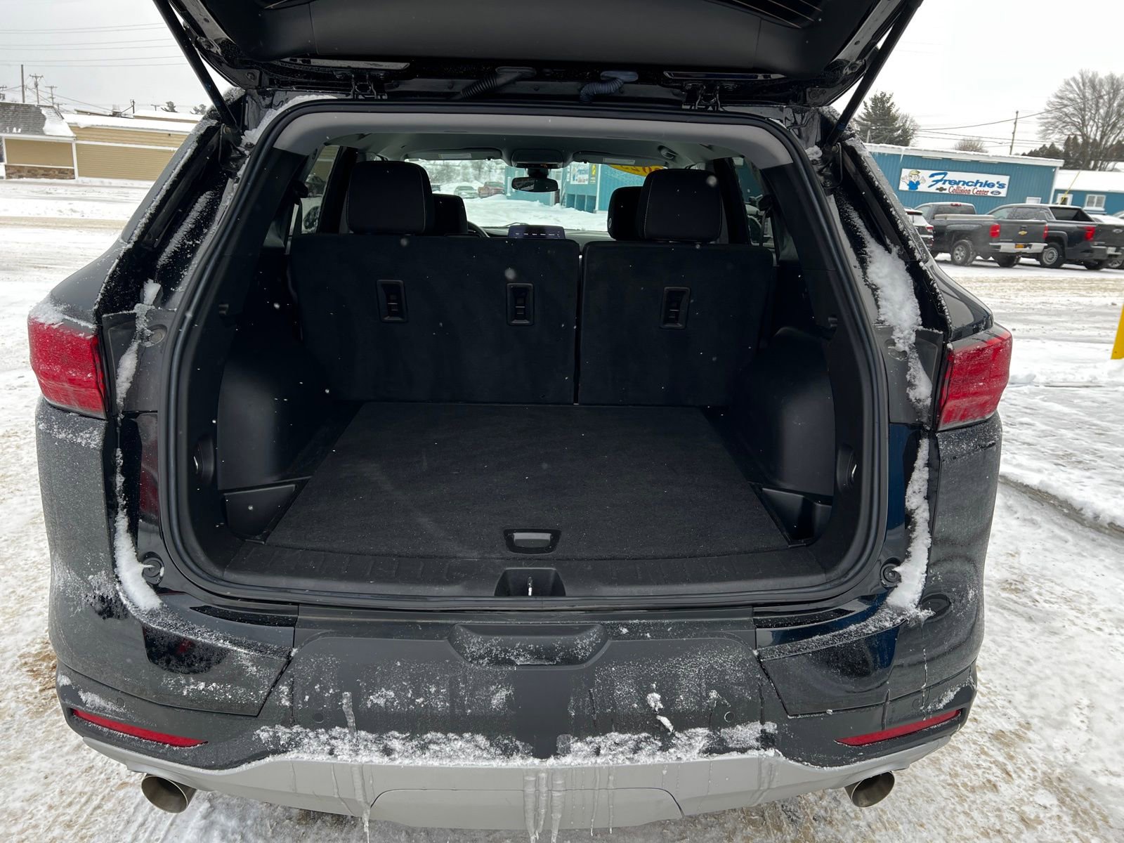 Used 2023 Chevrolet Blazer LT w/ Driver Confidence Package image 5