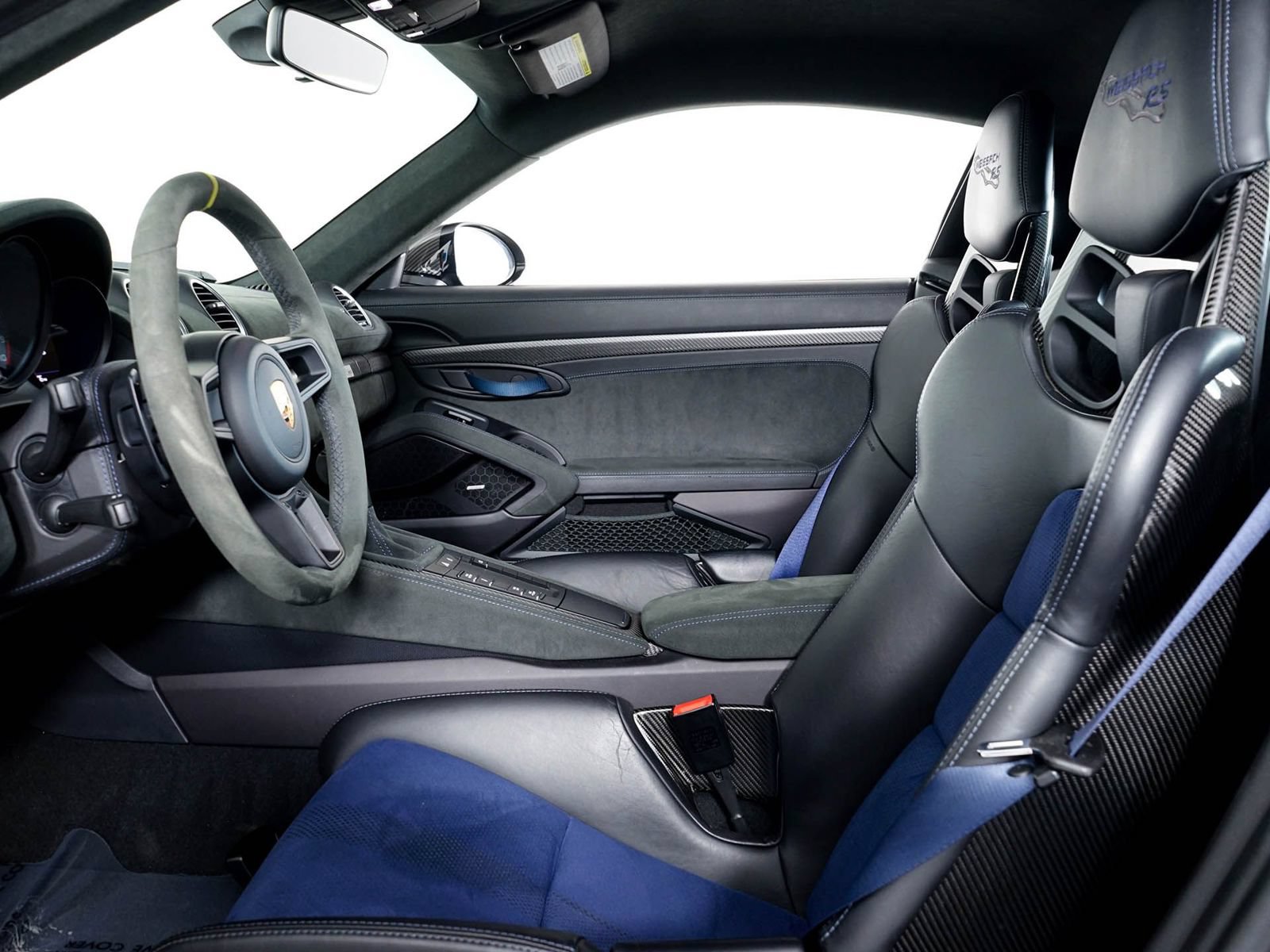 Used 2023 Porsche 718 Cayman GT4 RS RWD image 4