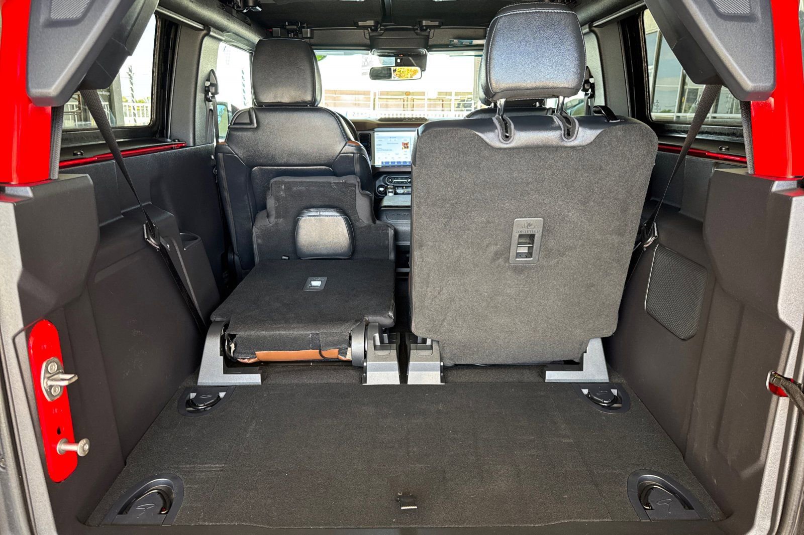 Used 2023 Ford Bronco Outer Banks image 14