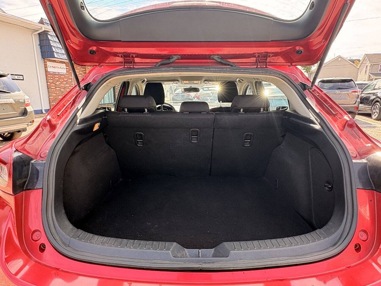Used 2015 MAZDA MAZDA3 i Sport FWD image 27
