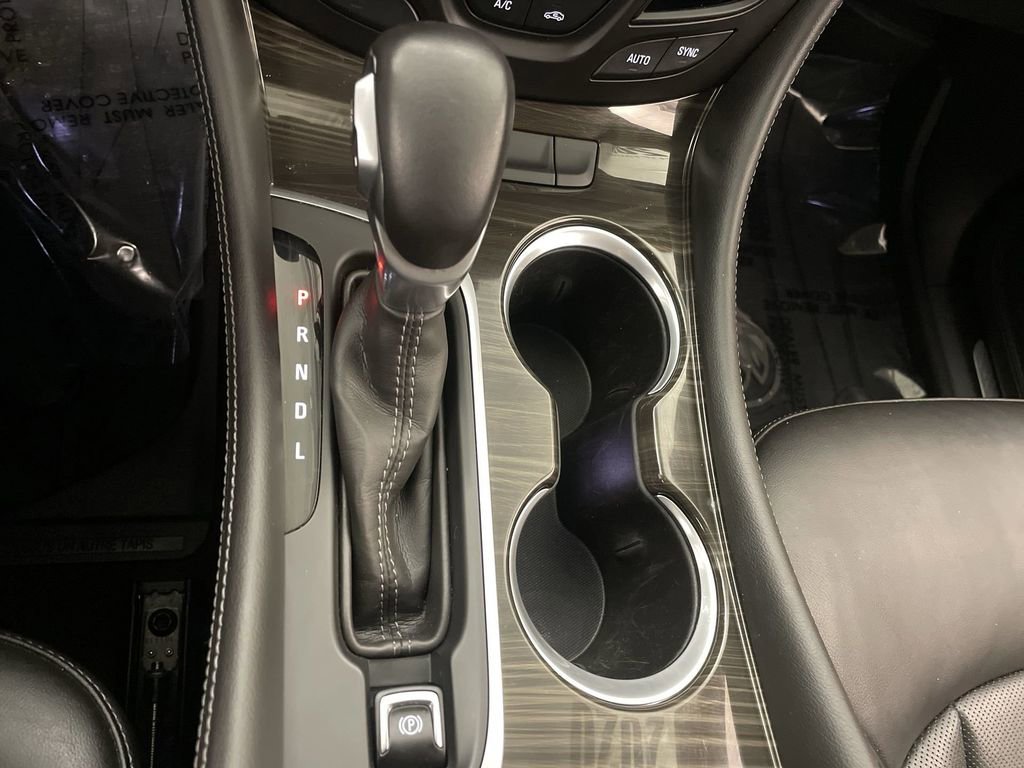 Used 2020 Buick Envision Essence FWD image 10