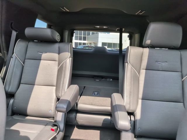Used 2024 Cadillac Escalade Sport AWD/4WD image 24