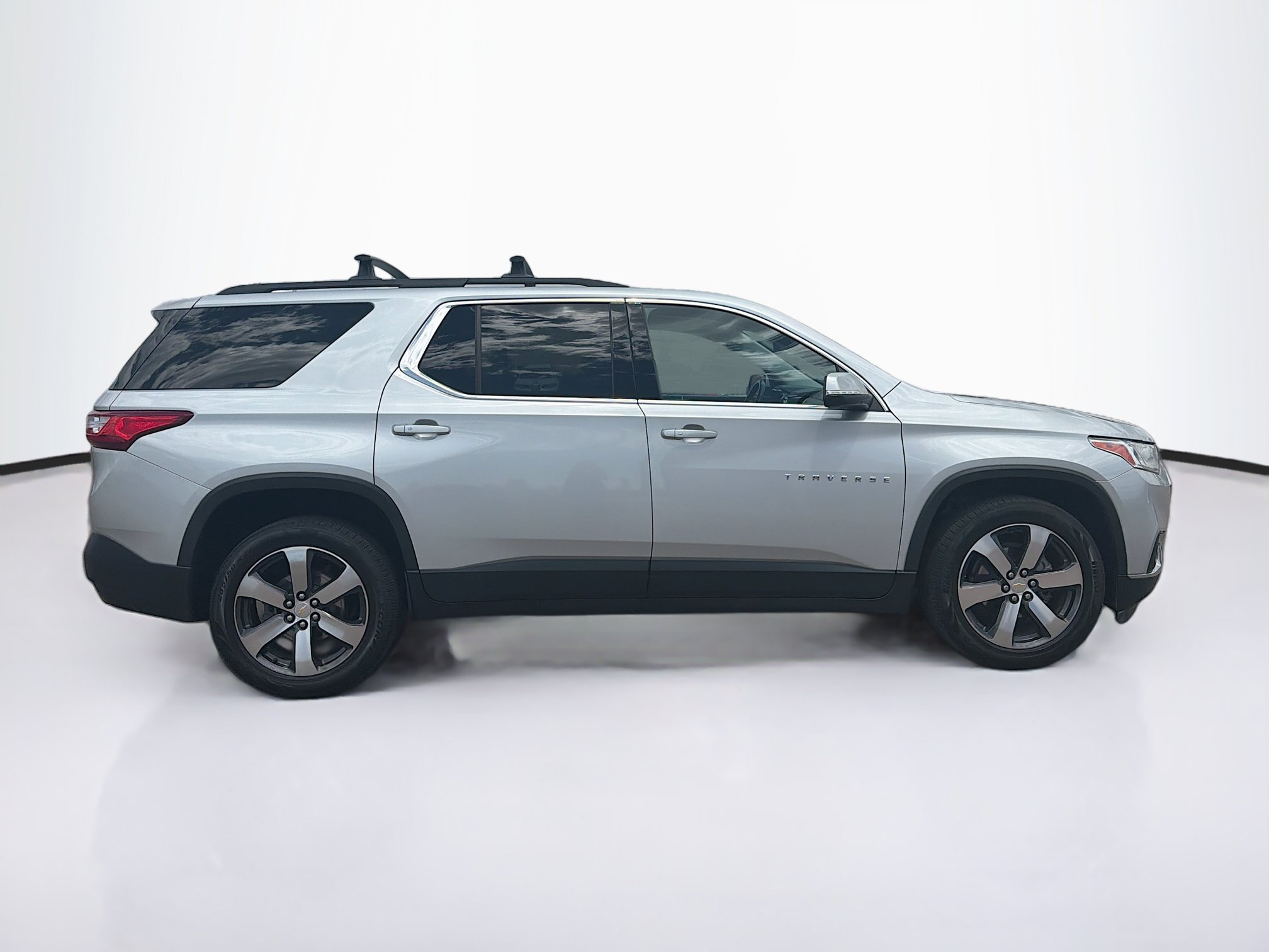 Used 2021 Chevrolet Traverse LT w/ LT Premium Package AWD/4WD image 10