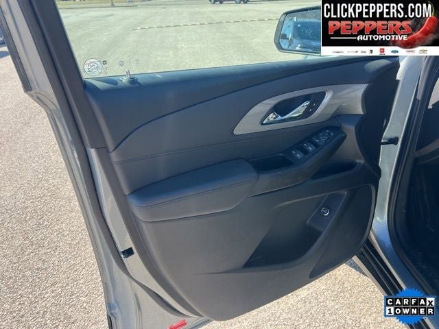 Used 2023 Chevrolet Traverse LT AWD/4WD image 10