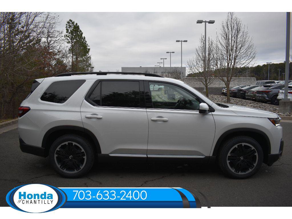 New 2026 Honda Pilot Touring image 8