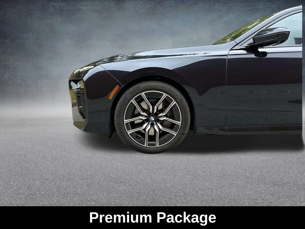 Used 2024 BMW 740i xDrive image 14