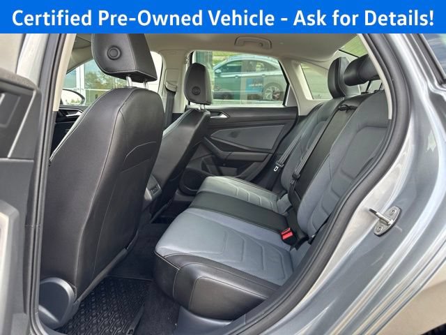 Used 2025 Volkswagen Jetta SEL FWD image 21