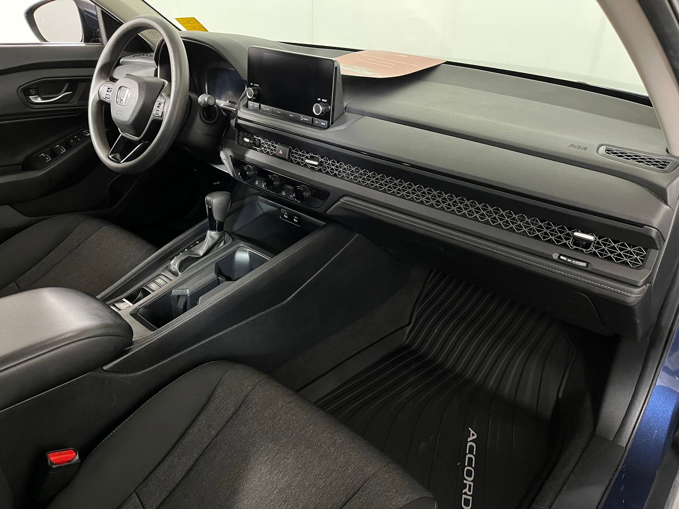 Used 2024 Honda Accord EX image 26