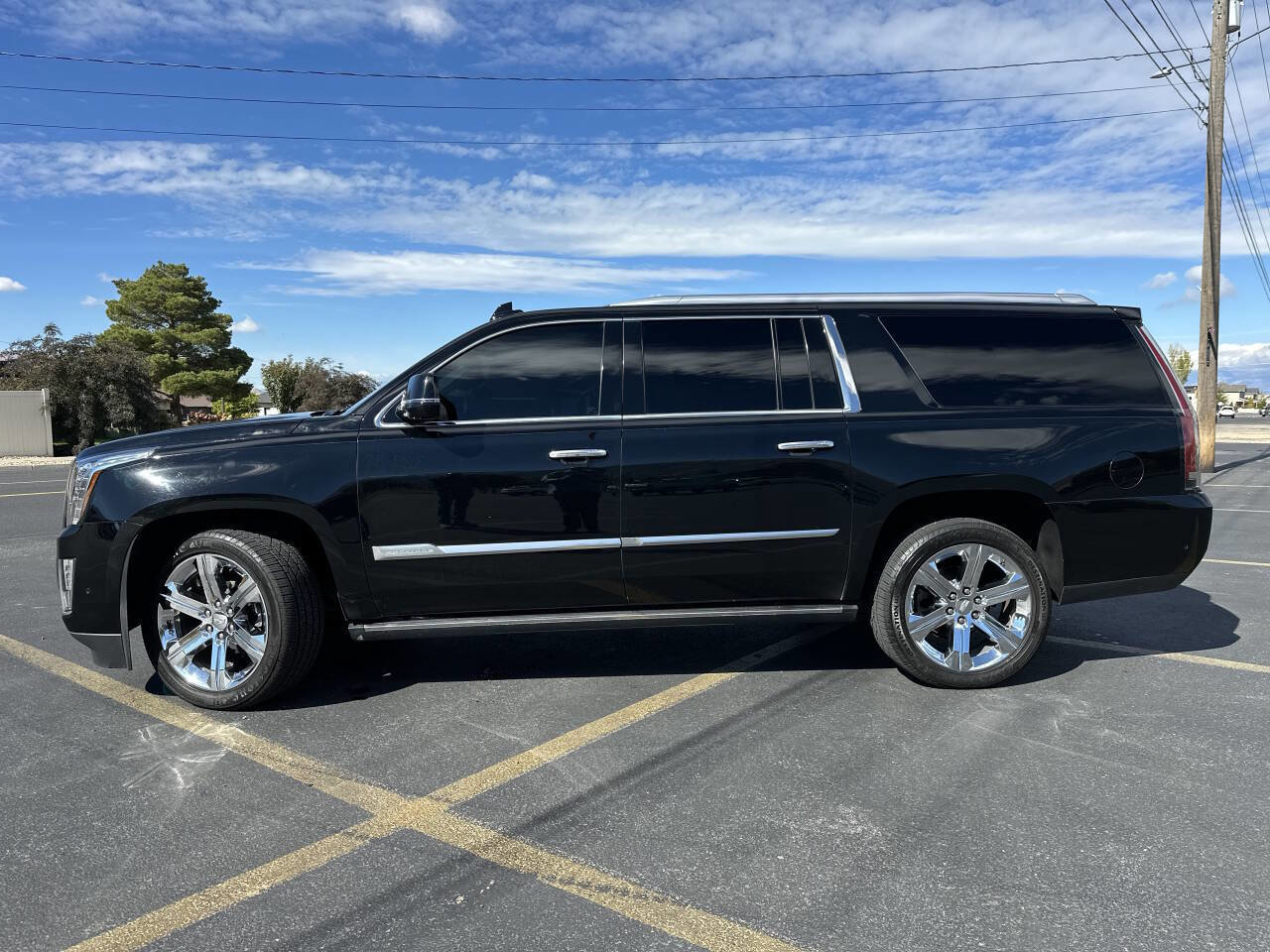 Used 2017 Cadillac Escalade ESV Platinum image 8