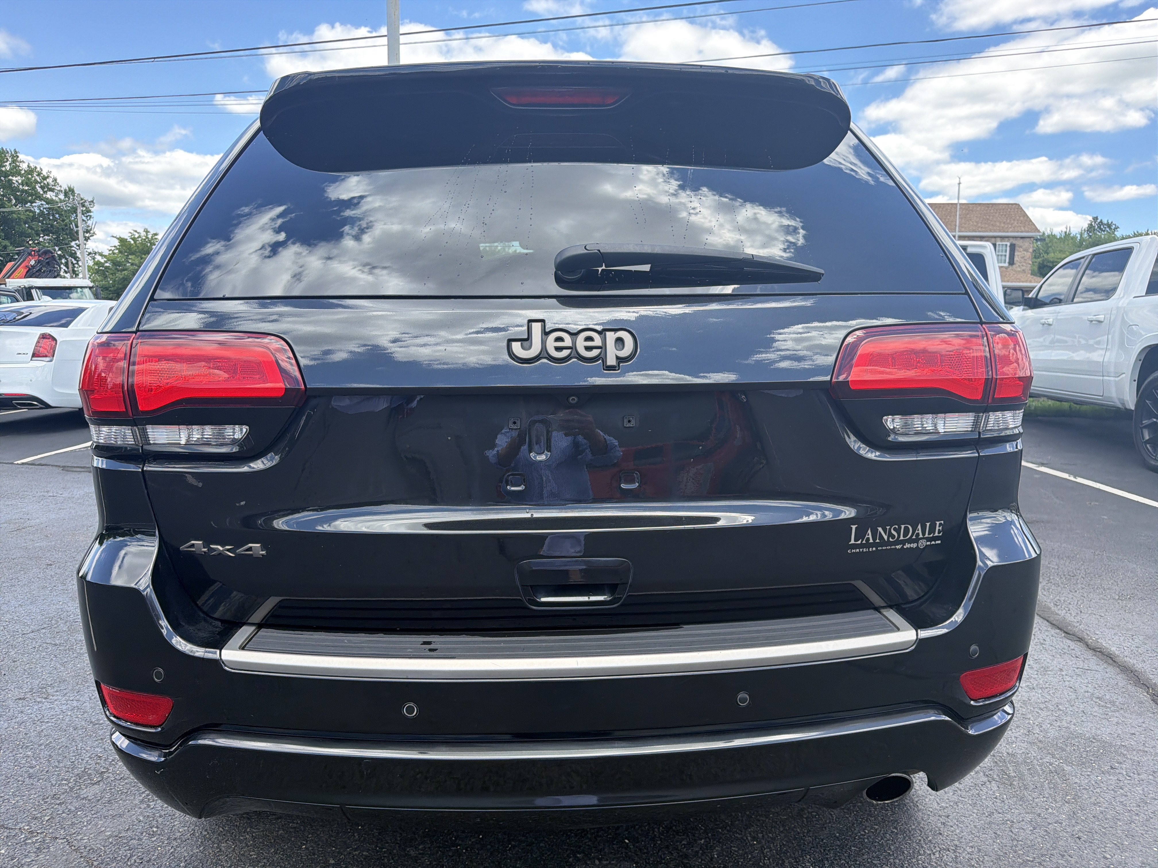 Used 2016 Jeep Grand Cherokee Limited 75th Anniversary AWD/4WD image 7