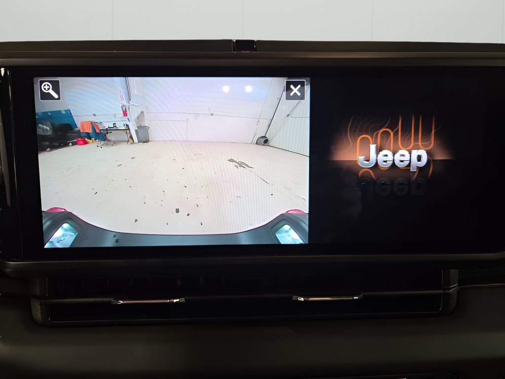 New 2026 Jeep Gladiator Rubicon w/ Steel Bumper Group image 19