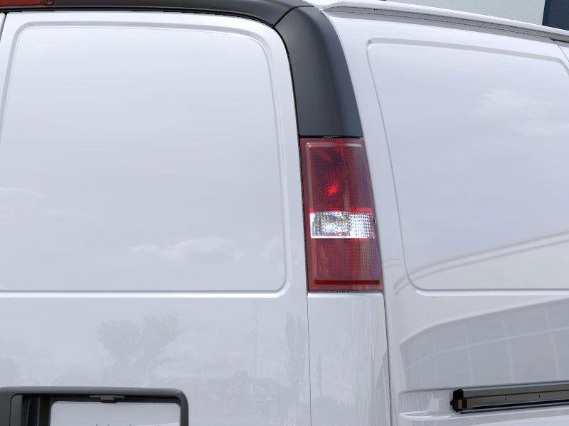New 2025 GMC Savana 2500 w/ Driver Convenience Package RWD image 11
