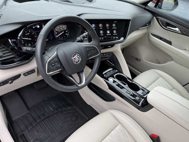 Used 2023 Buick Envision Avenir image 10