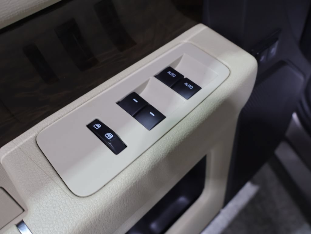 Used 2019 Ford Flex Limited w/ Equipment Group 303A AWD/4WD image 14