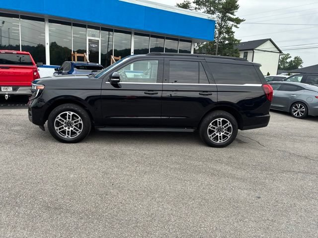 Used 2025 Ford Expedition Active AWD/4WD image 16