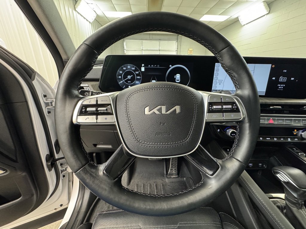 Used 2024 Kia Telluride SX Prestige image 35