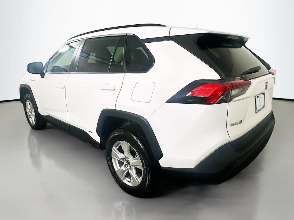 Used 2021 Toyota RAV4 LE AWD/4WD image 7