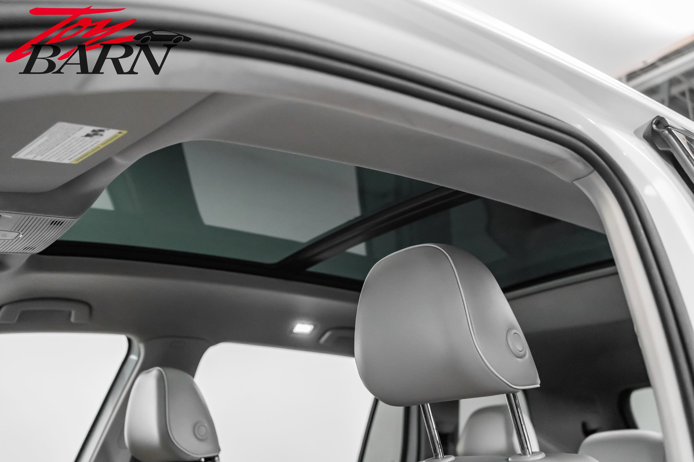 Used 2024 Volkswagen Atlas SEL Premium R-Line image 25