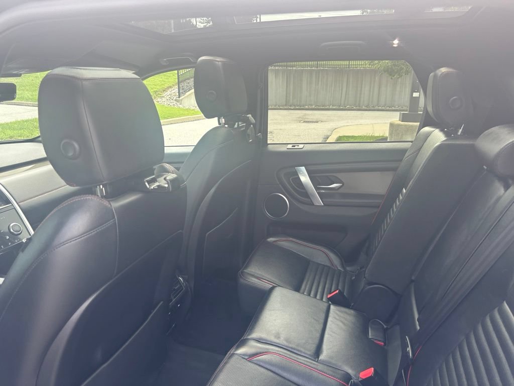 Used 2020 Land Rover Discovery Sport S R-Dynamic AWD/4WD image 18