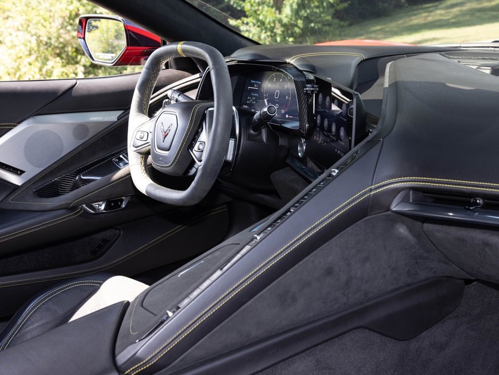 Used 2020 Chevrolet Corvette Stingray Premium Cpe w/ 3LT Preferred Equipment Group image 42