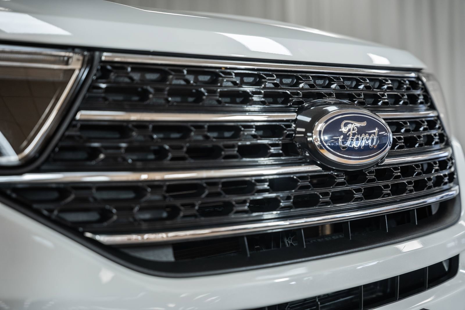 Certified 2022 Ford Explorer XLT image 15