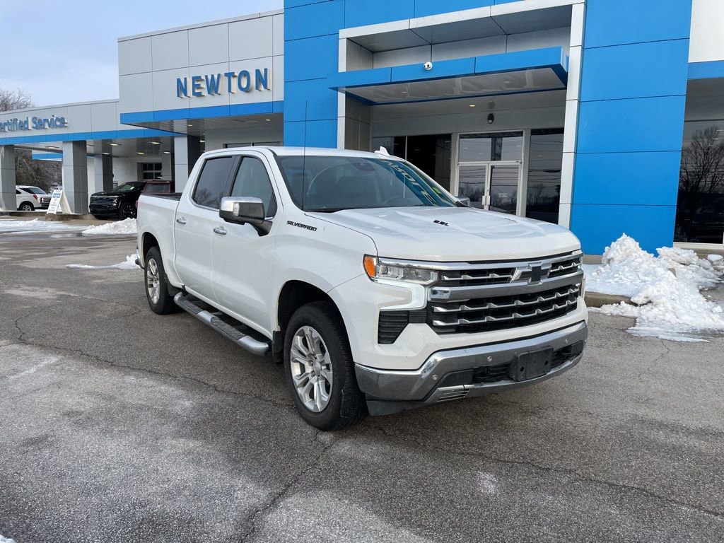 Used 2022 Chevrolet Silverado 1500 LTZ w/ LPO, Dark Essentials Package image 2