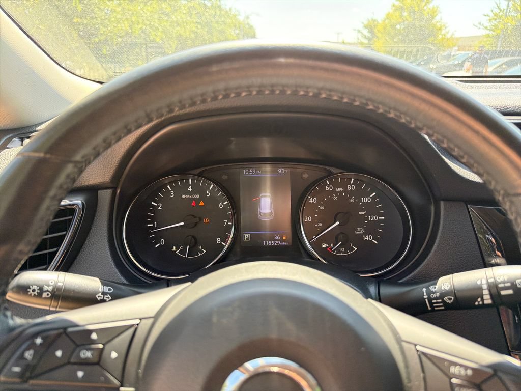 Used 2018 Nissan Rogue S w/ S Value Package FWD image 23