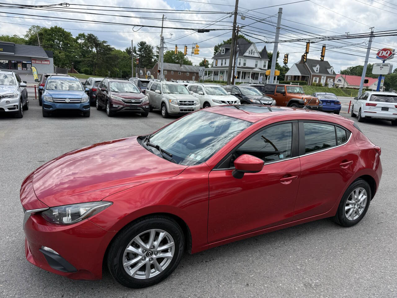 Used 2014 MAZDA MAZDA3 i Touring w/ Moonroof Package 1 FWD image 1