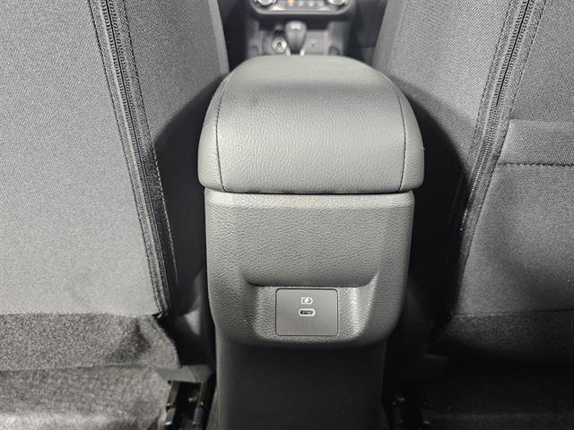 New 2025 Nissan Versa SR image 39