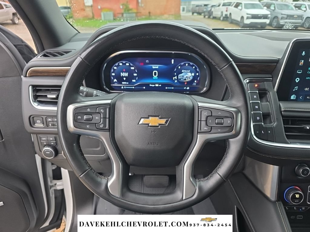 Used 2024 Chevrolet Suburban Premier AWD/4WD image 12