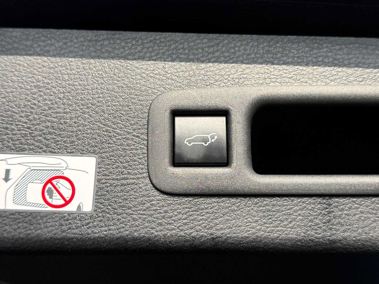 Certified 2026 Toyota Sienna LE AWD/4WD image 39