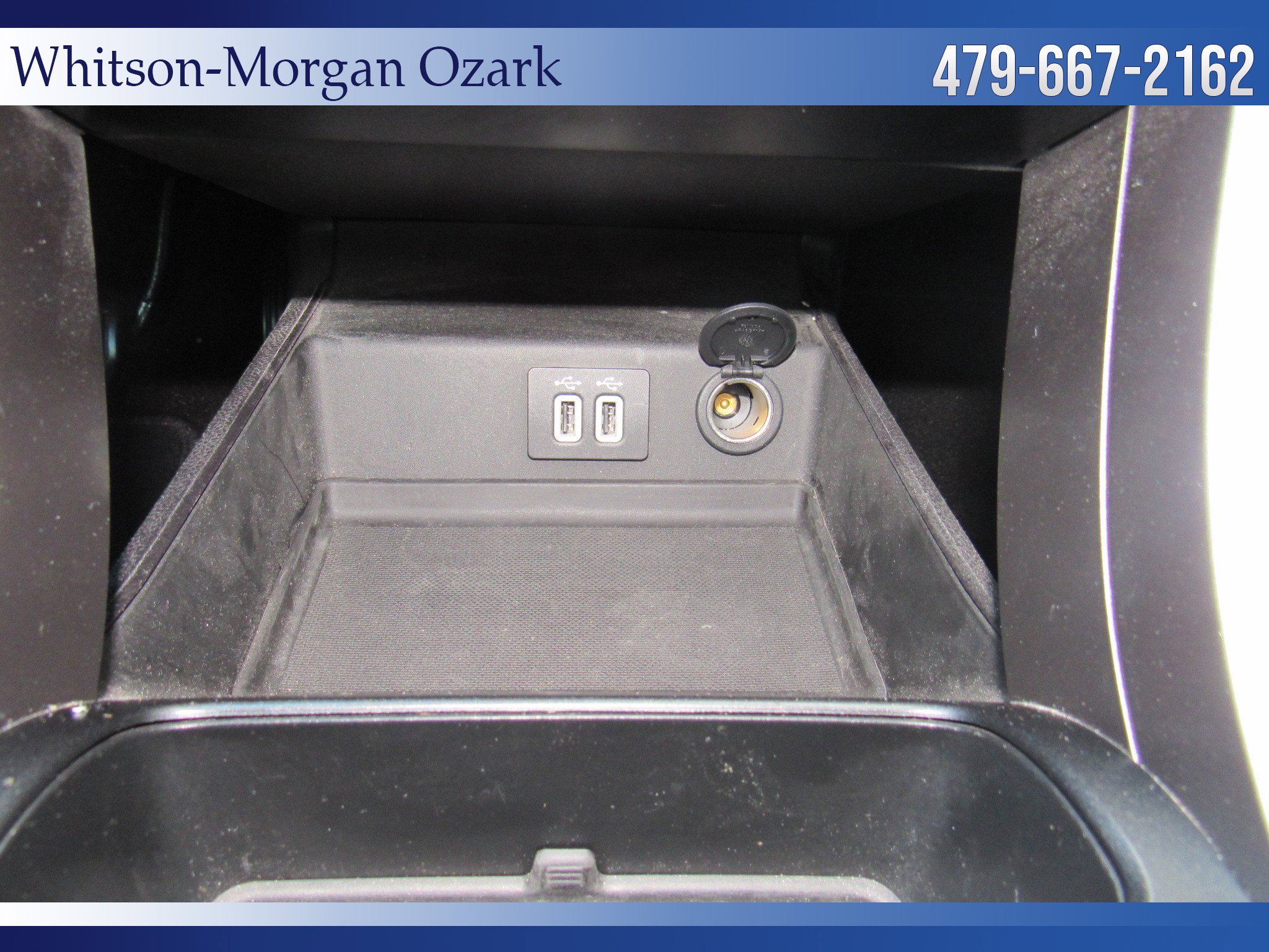 Used 2020 Ford Fusion SE image 40