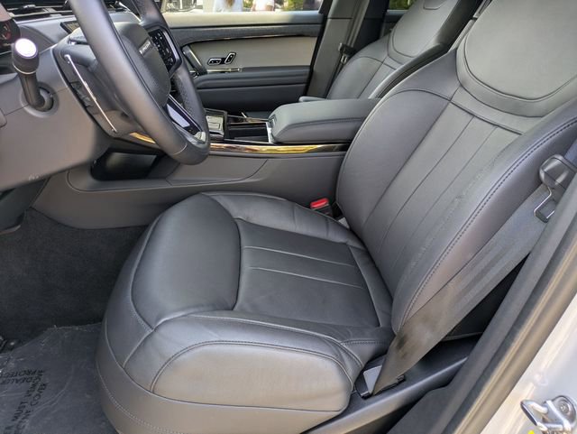 Used 2025 Land Rover Range Rover Sport S image 23