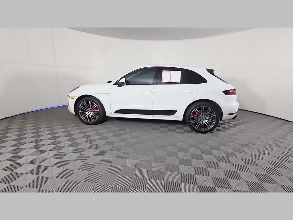 Used 2018 Porsche Macan GTS AWD/4WD image 47