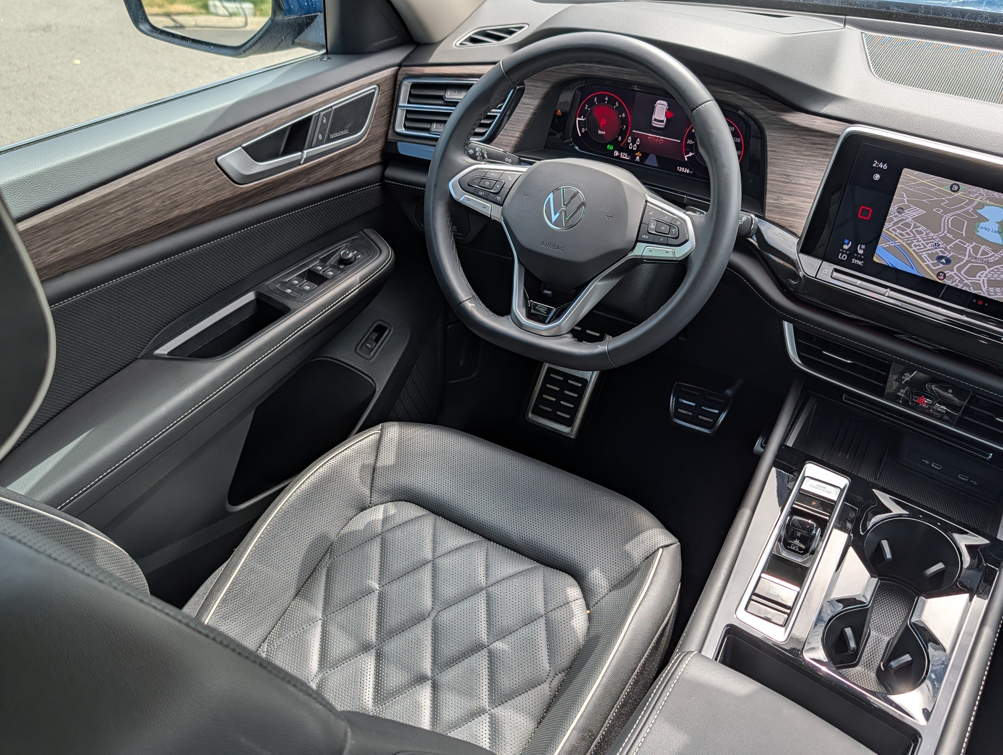 Certified 2025 Volkswagen Atlas SEL Premium R-Line AWD/4WD image 9