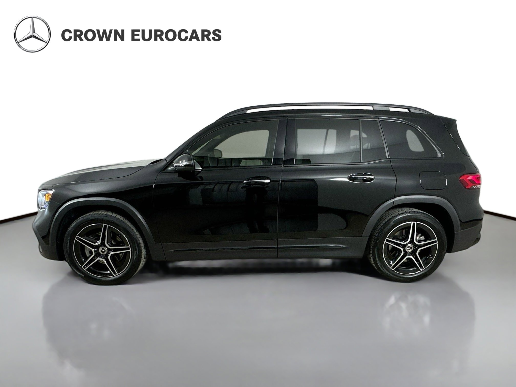Certified 2023 Mercedes-Benz GLB 250 4MATIC image 8