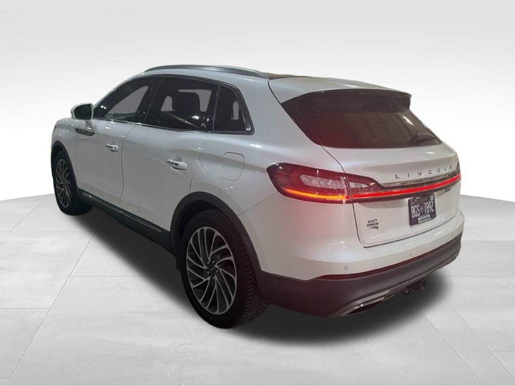 Used 2019 Lincoln Nautilus Reserve FWD image 10