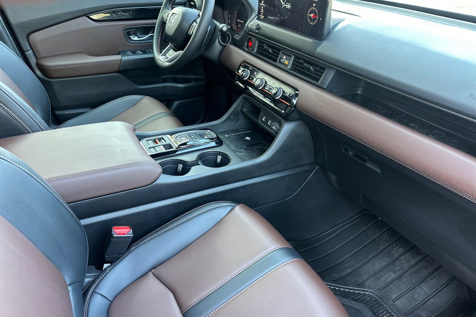 New 2026 Honda Pilot TrailSport image 18