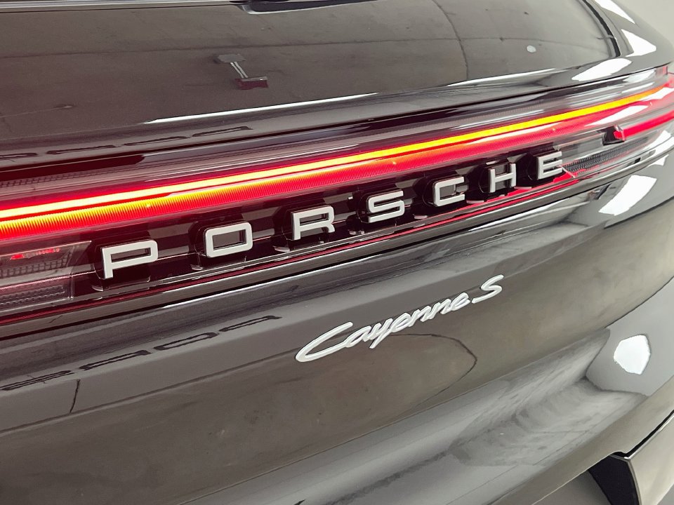 New 2026 Porsche Cayenne S AWD/4WD image 34