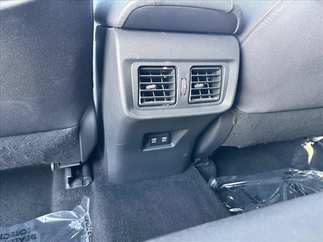 Used 2021 Toyota Venza LE w/ Carpet Mat Package (TMS) AWD/4WD image 24