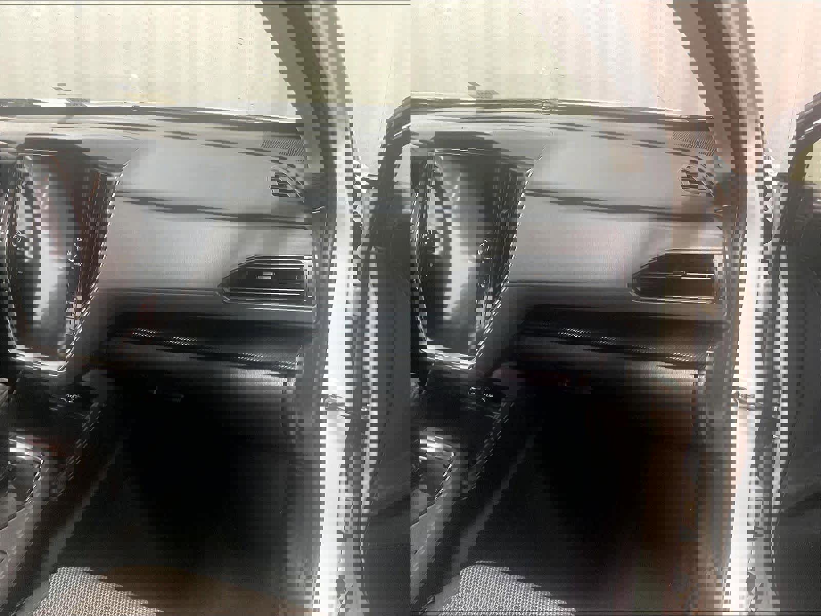 Used 2024 Subaru Crosstrek 2.0i Premium AWD/4WD image 13