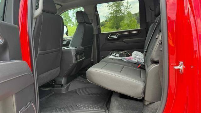New 2026 Chevrolet Silverado 3500 LT w/ All Star Edition AWD/4WD image 9