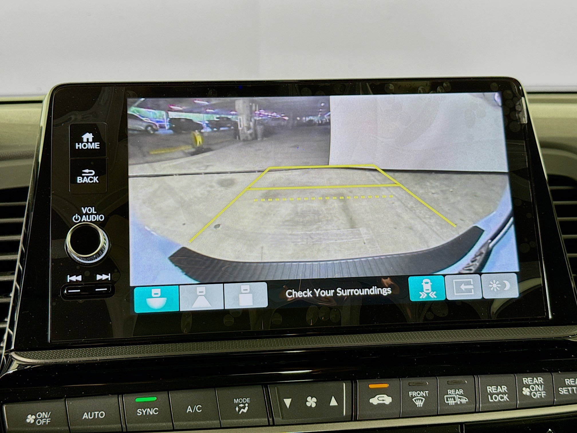 New 2026 Honda Odyssey Touring image 16