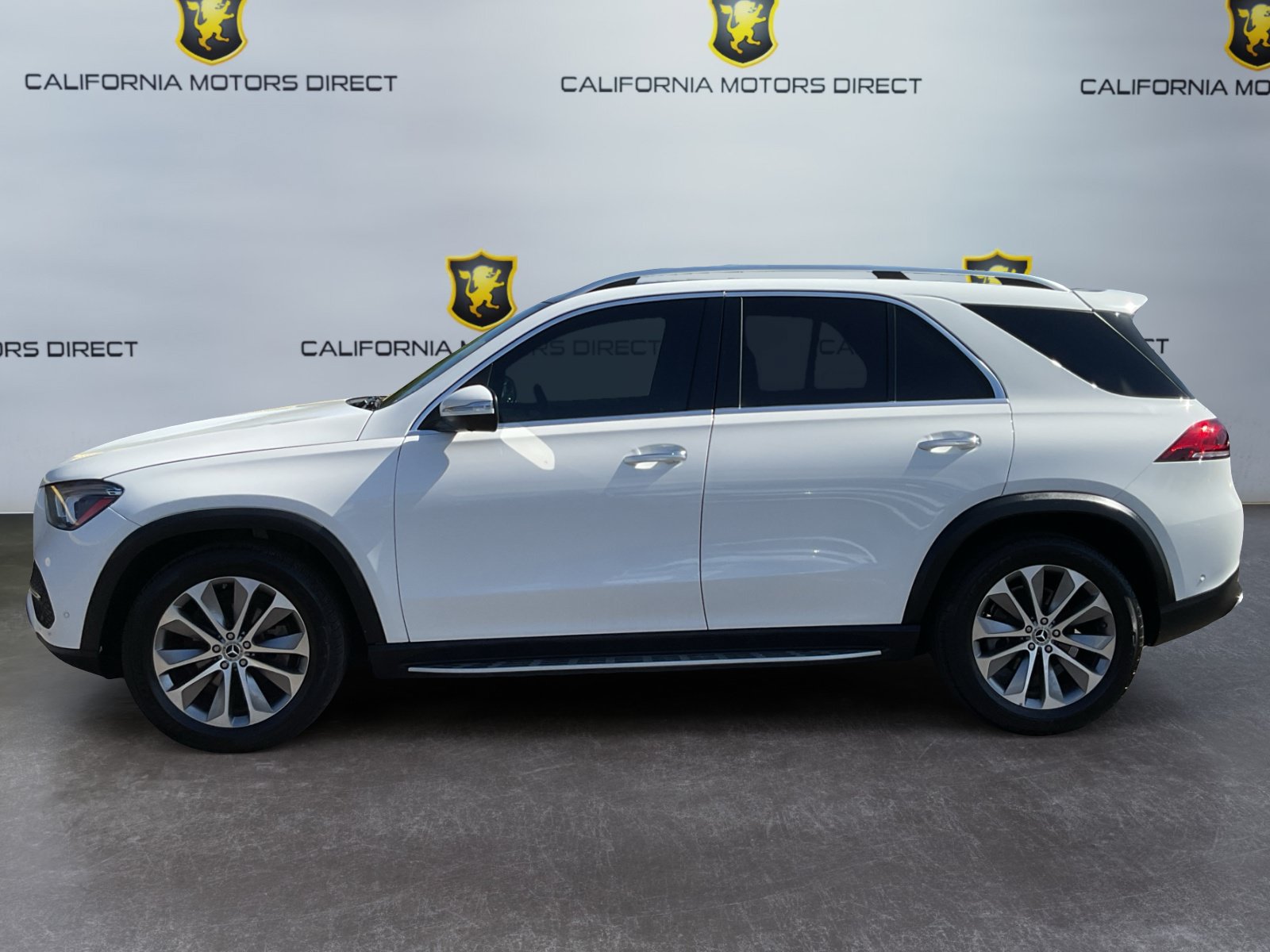 Used 2022 Mercedes-Benz GLE 350 4MATIC w/ Premium Package image 8
