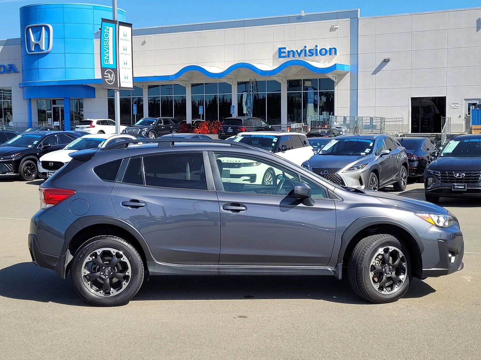 Used 2023 Subaru Crosstrek 2.0i Premium image 4